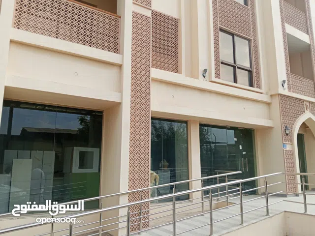 محل تجاري للبيع مؤجّر بعائد 9.6% سنويًا –فرصة استثمارية ذهبية في مجمع مزايا الموالح