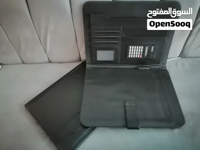 دفتر مستندات يستعمل للمحاضرات والبرامج التدريبية وورش العمل وحمل مستندات