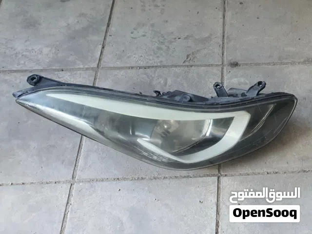 ضو امامي يمين النترا 2016 و طارة سيراتو 2016 وضو خلفي شمال سيراتو 2016 ضو سيراتو امامي يمين 2016