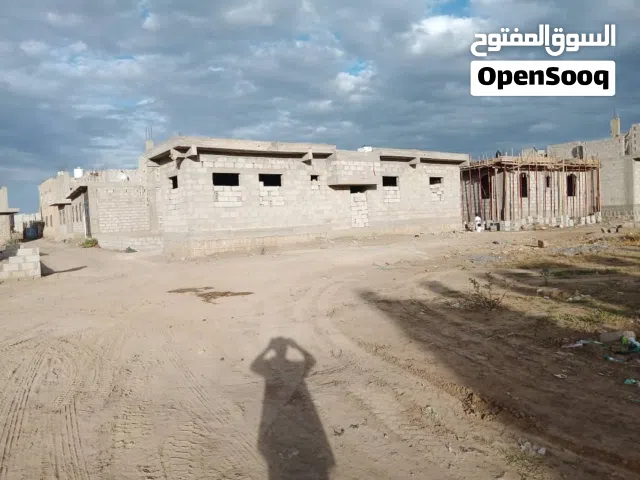منزل شخصي واسع جدا و3شوارع عرطه بطيبة نفس