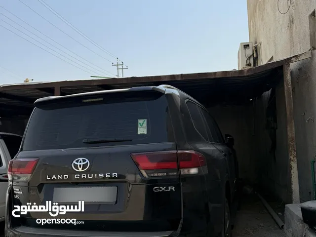 Used Toyota Land Cruiser in Basra