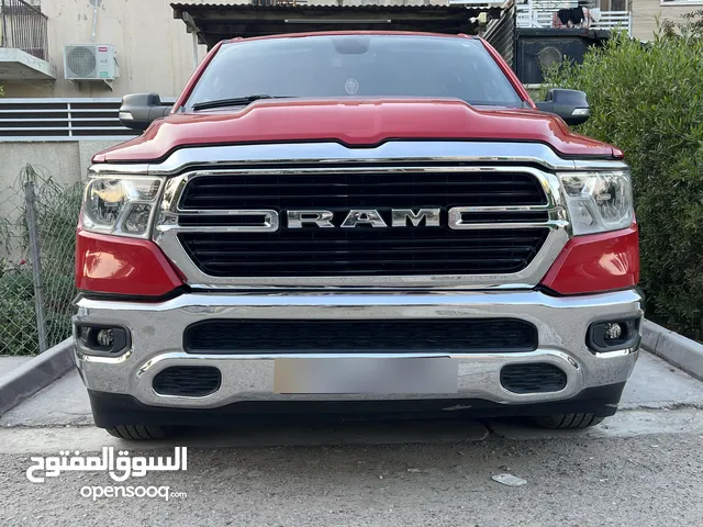 دوج رام احمر 2022 للبيع