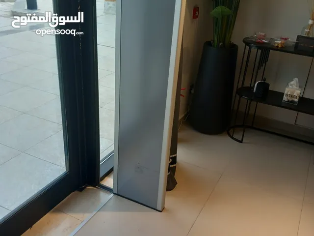 Toshiba Smart 50 inch TV in Kuwait City