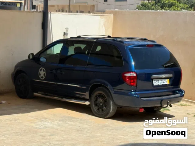 2002 كرايسلر فوياجر LXi