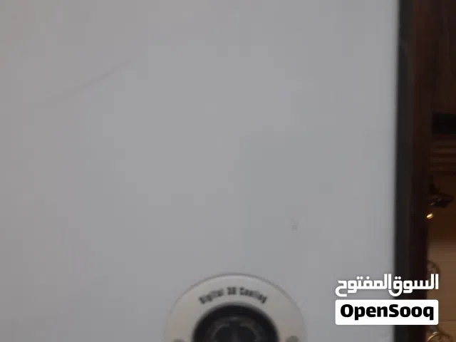 ثلاجه دايو الكترك مستعمل كل شي نظيف بس شغاله فيها عطل مابعرف