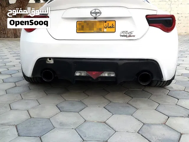 2014 تويوتا GT86 Standard