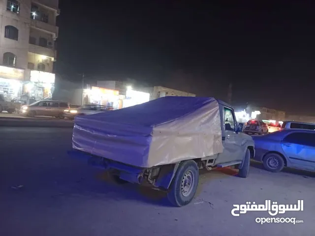 أغطية سيارات طربيل ضد الشمس والمطر