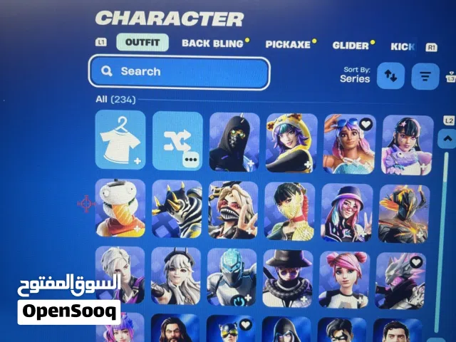 حساب  سوني قوي.   في فورت و روكيت ليق. و فيه العاب باقيه و مره حلوه عينك على الوصف  و اكس كريتوس موج