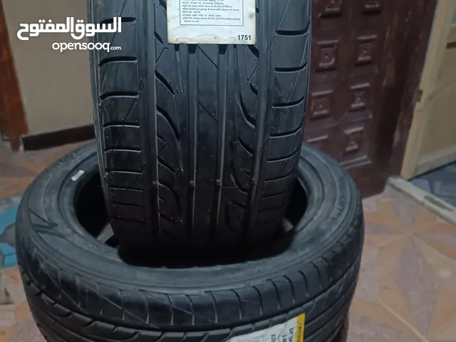 طقم كوتش ملاكي ياباني جديد مقاس 17/45/235بنصف الثمن