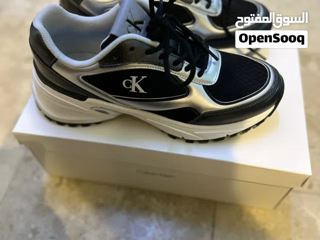 حذاء كلفن كلاين أصلي شبه جديد للبيع