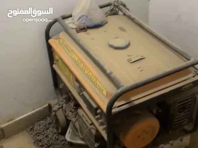 ماطور 3500 بحاله وكاله مع مفتاحه وكل شي بس بدل له دهن من صناعيه ( بيعه سريعه )
