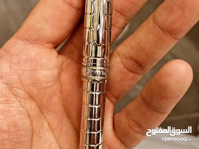  Pens for sale in Al Jahra