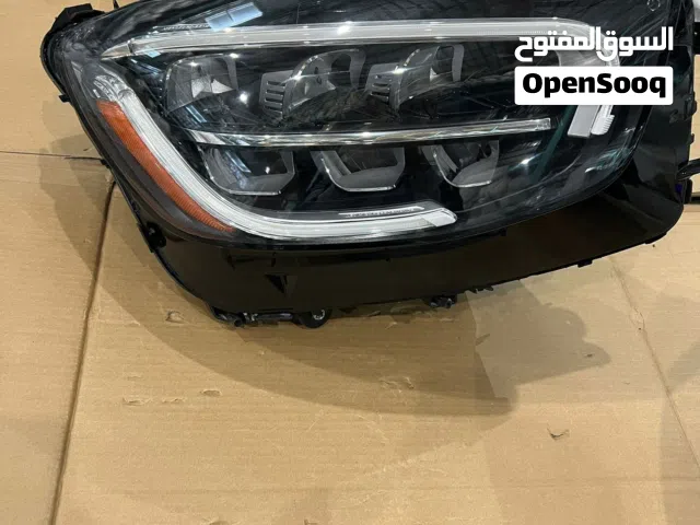 أنوار أمامية وخلفية أصلية وبديلة للسيارات الألمانية والأمريكية