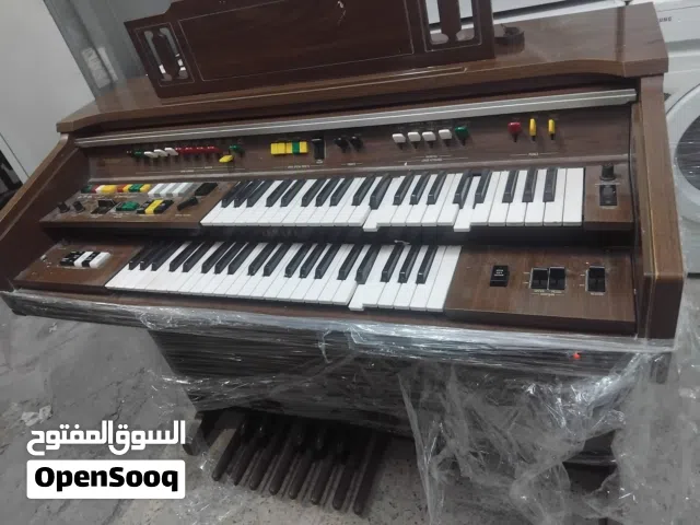 بيانو قديم شغال 100% لاصحاب الذوق الرفيع بسعر مغري جدا جدا جدا بيانو قديم وشغال 100%