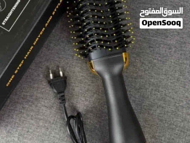 بكج الحب لعيد الحب بيحتوي على : اكسسوار كارتير عطر ليبرا 50 مل جلوس كيكو مع كيس هدايا