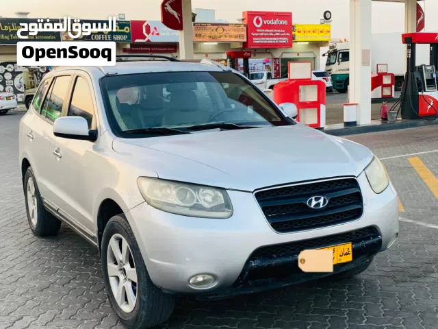 Used Hyundai Santa Fe in Al Dhahirah