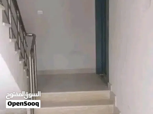 شقة للبيع دور ارضي