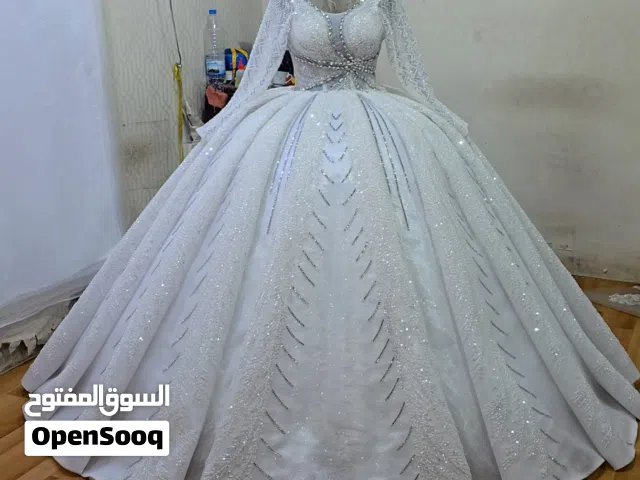 فساتين زفاف 2025