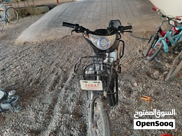 سكوتر كهربائي نضيف بدون مشاكل (قابل للتفاوض).