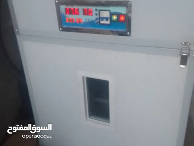فقاسه 268 تبارك الرحمن نسبه التغقيس 90/100 فيها 210بيضات على وجه تفقيس