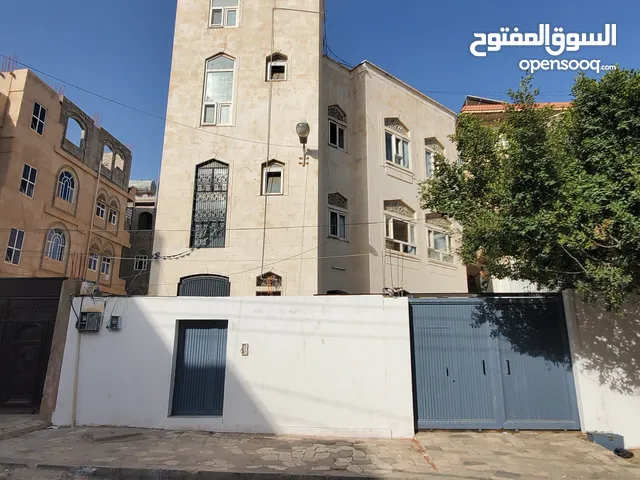 660 m2 5 Bedrooms Villa for Rent in Sana'a Moein District