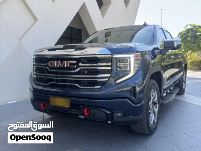 2022 جي إم سي سييرا 1500 SLT