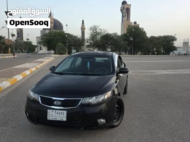 كيا سيراتو 2013للبيع بسبب ضرف