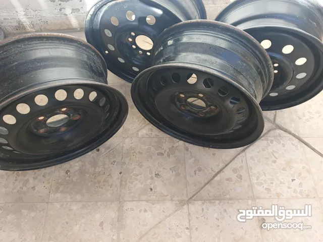 جنوط سيارة ليف 2015