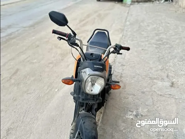 نافي للبيع الله يبارك
