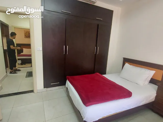 70 m2 2 Bedrooms Apartments for Rent in Beirut Hamra