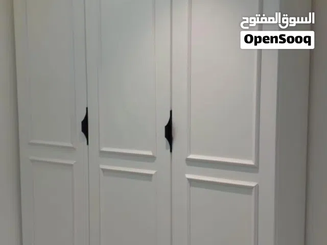 خزانة ملابس متاحة لغرفتك في جدة