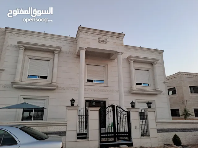 360 m2 4 Bedrooms Villa for Rent in Amman Marka Al Shamaliya
