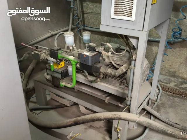 شركة الأخوة الاحمدية للصيانة نحن نعمل في مجال الهيدروليك والنيوماتيك ويوجد لدينا كبس خراطيم هيدروليك