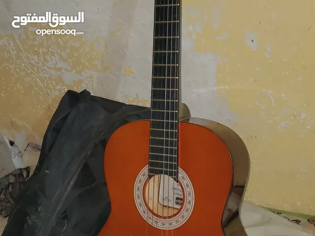 جيتار نوعية امريكي. اصلي سبب البيع مسافر السعودية