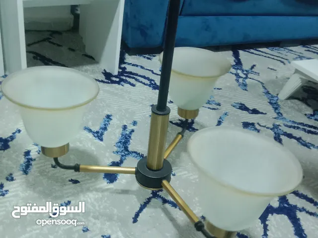 ثريا اضاءه مستعمله في حاله الوكاله