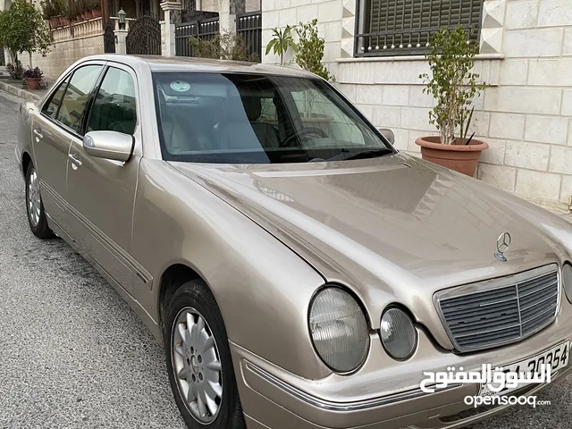 مرسيدس e200 قرش ونص