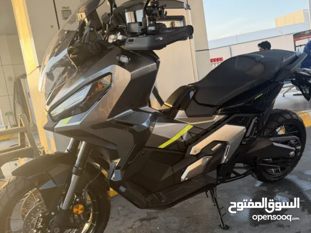 هوندا X-ADV 750