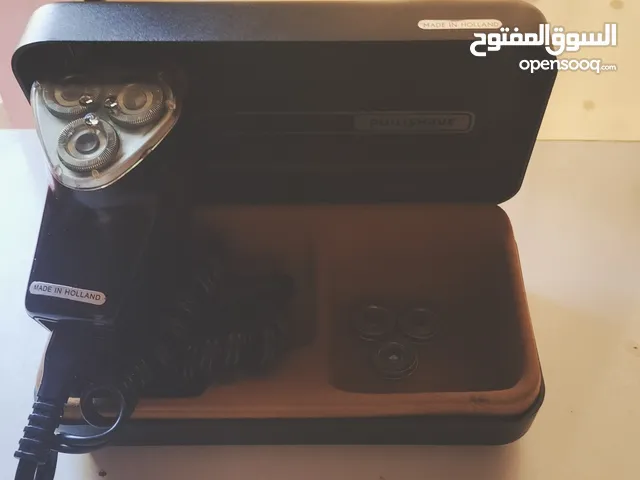 ماكينة حلاقه كهربائيه فيلبس وارد الخارج ( made in holland)