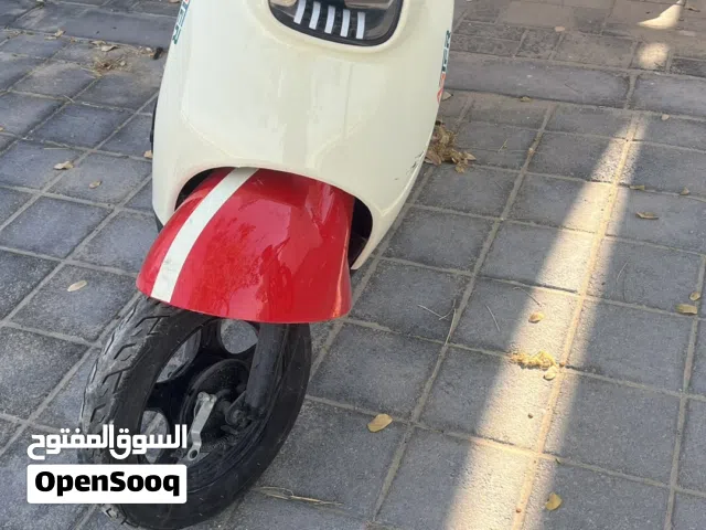 اخرى اخرى