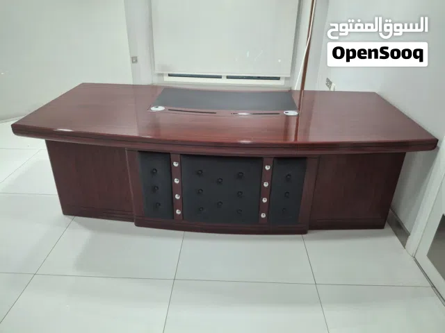 مكتب للبيع