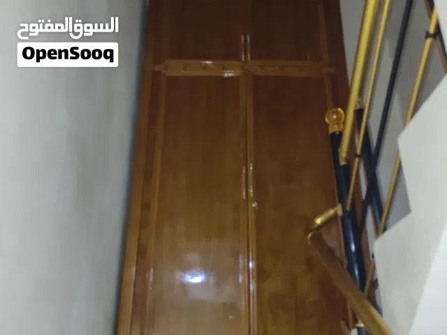 غرفه صاج وجهين نجاره جديده صار سبوع من شتريتهه سبب ما كفت ع غرفتي شتريتهه بتلاثه وربع وبيهه مجال