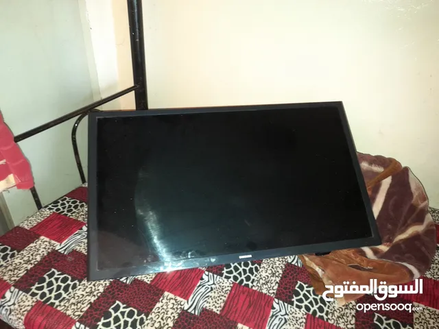 Samsung LCD 32 inch TV in Ajman