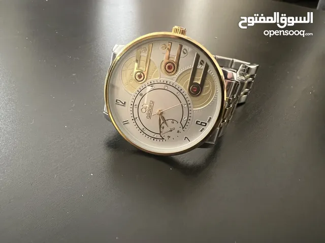 ساعة جديدة غير مستخدمة ابدا للبيع