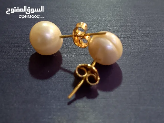 الذهب الخالص وتمن واووو مناسب