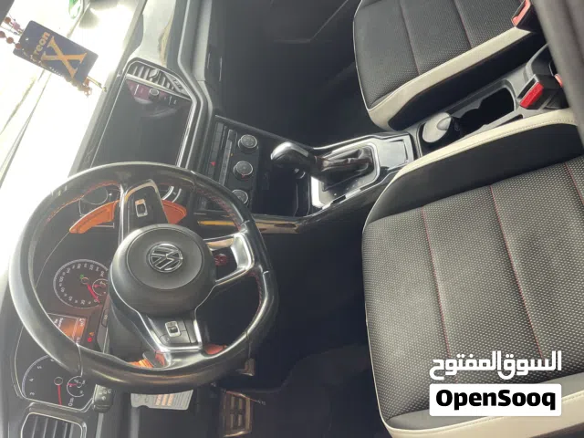 2019 Volkswagen T‑Roc R-Line