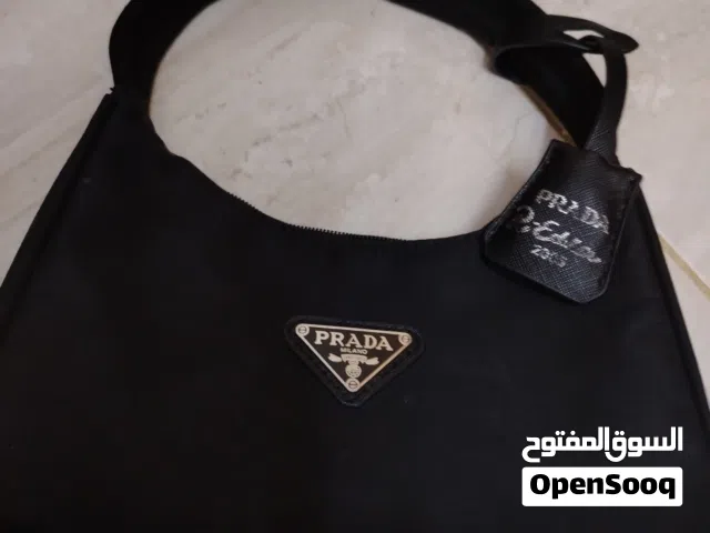 الزرقاء، الزواهرة      PRADA
