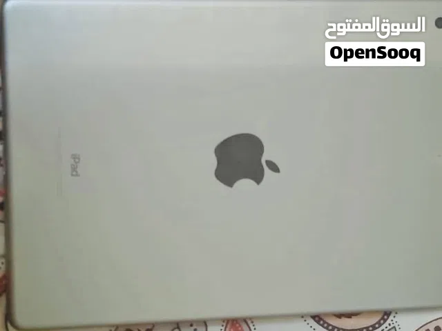 Ipad 5th generation in very good condition