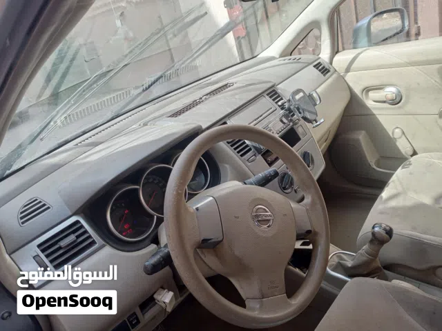 نيسان تيدا 2006 سيارة نظيفة واستعمال شخصي، مناسبة للاستعمال اليومي واللي يبي سيارة اقتصادية ومريحة