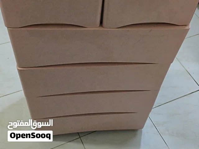 Drawyer cabinet