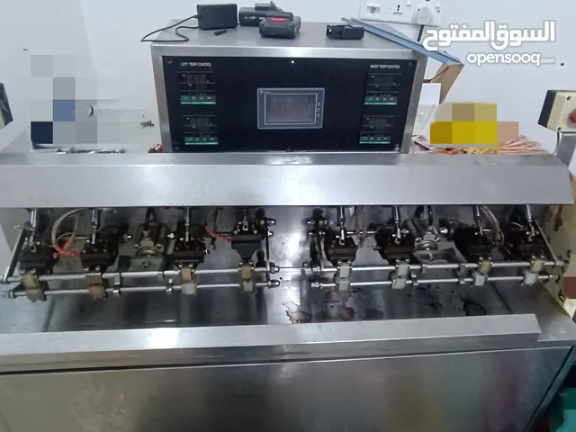 مشروع مكينة تعبئة وتلحيم ايسكريم غوار او ماء او حليب اي شي يخطر في بالك شغالة جاهزة للعمل